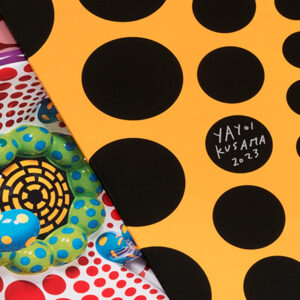 Yayoi Kusama: I Spend Each Day Embracing Flowers (Special Edition)（英語版）